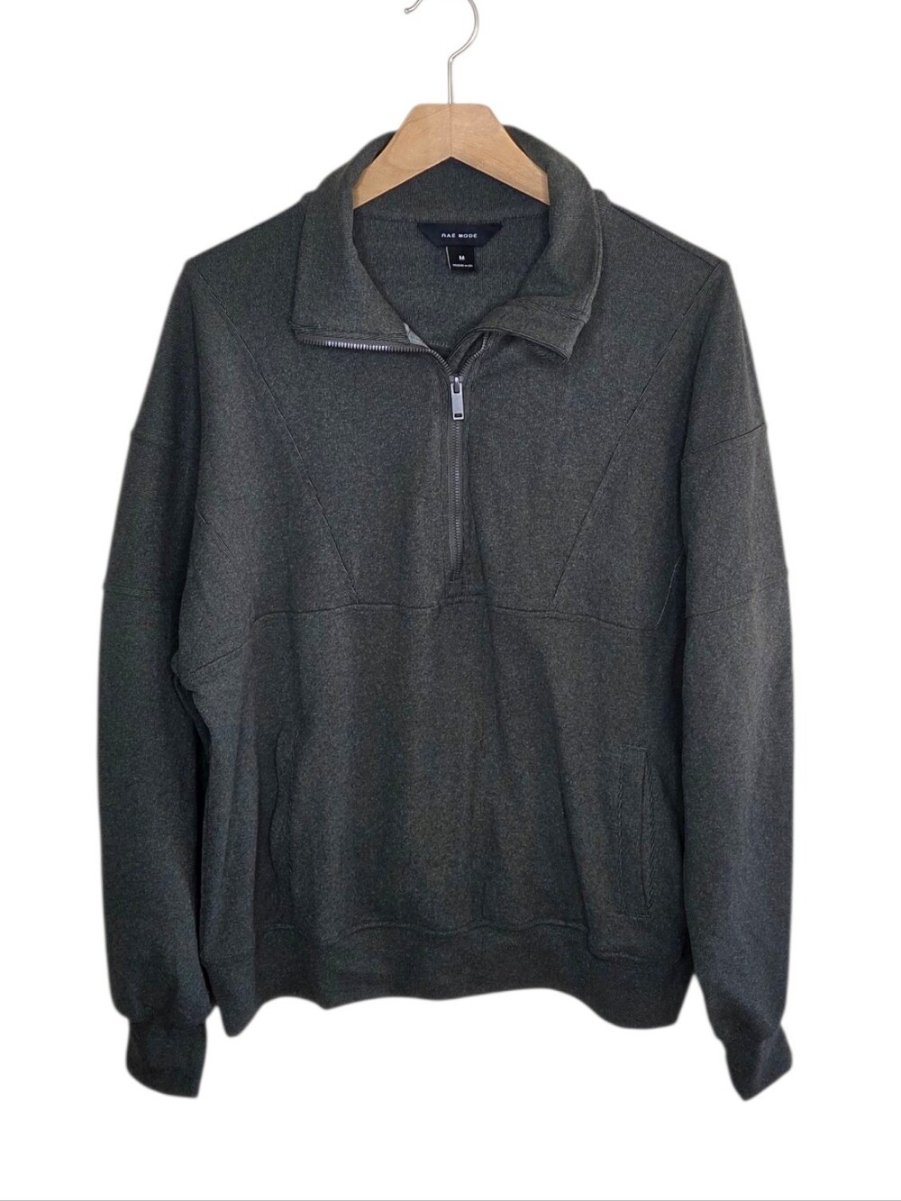 Rae Mode Dark Gray Quarter Zip Mockneck Pullover Size Medium Soft Cozy Casual